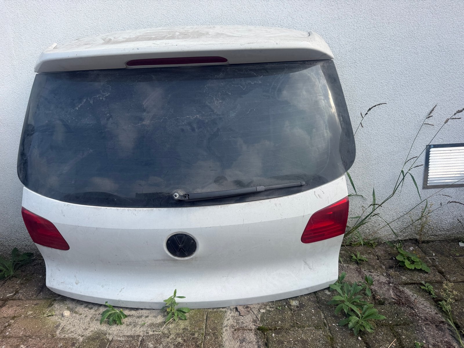 Achterklep Volkswagen Tiguan(2011-2015) Wit, Gebruikt, Achterklep, Volkswagen, Ophalen of Verzenden