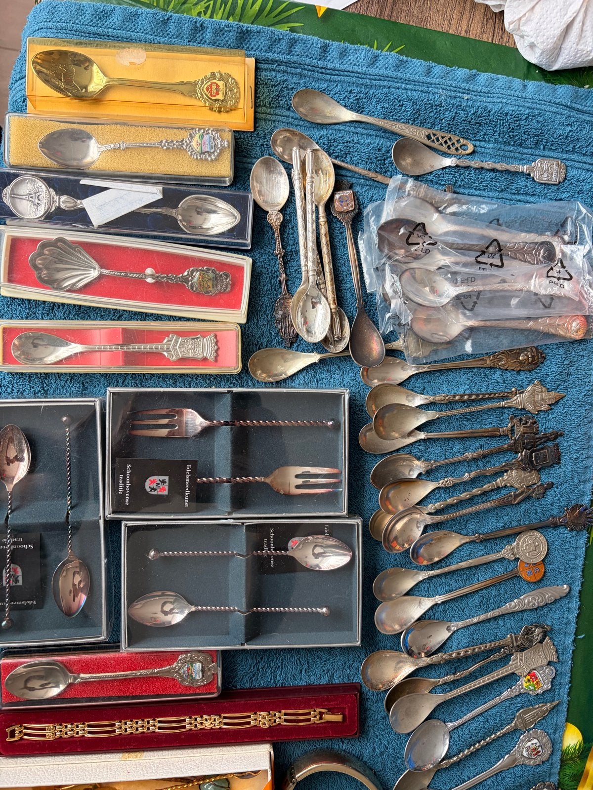 Diverse verzameling van lepels, sieraden en meer, Ophalen of Verzenden