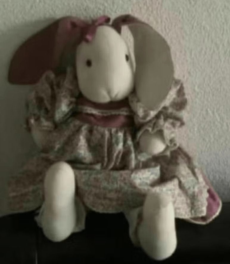 Stoffen handgemaakte paashaas, haas Pasen; 32 cm, Diversen, Pasen, Ophalen of Verzenden, Zo goed als nieuw