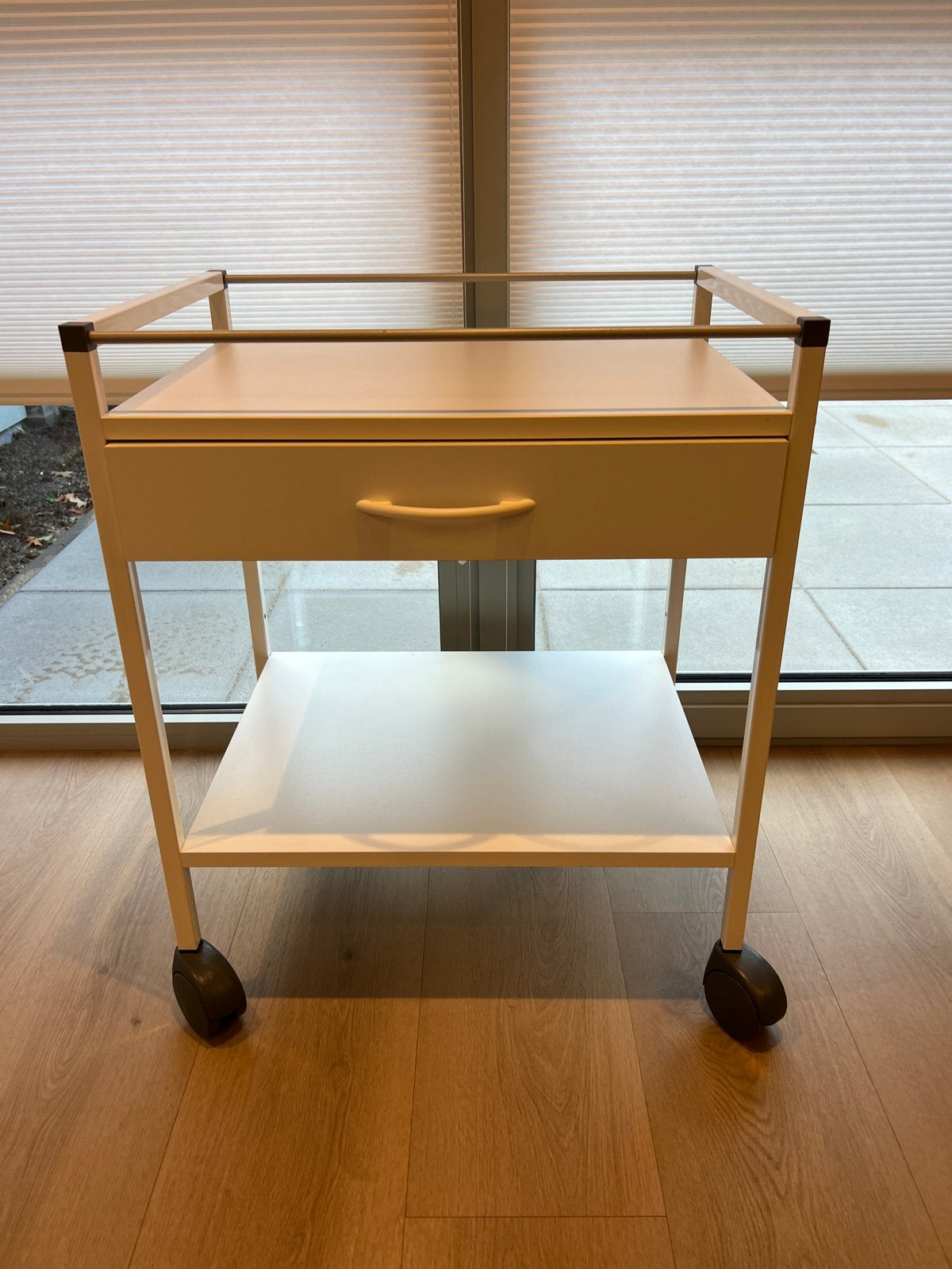 Handige trolley/bijzettafel met lade en wieltjes, Huis en Inrichting, Ophalen, Gebruikt