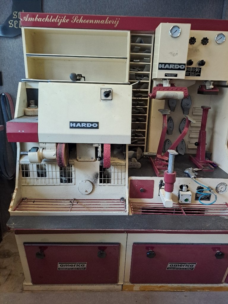 Professionele schuur-poetsmachine Hardo, Ophalen, Gebruikt
