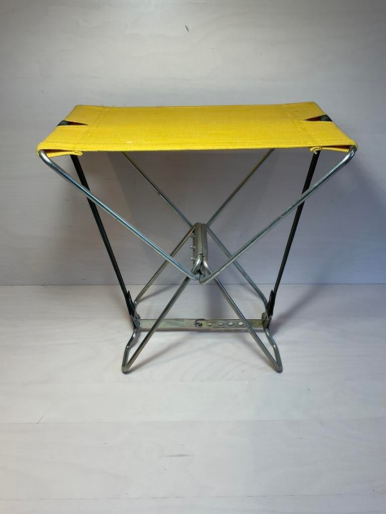 Campingstoel opvouwbaar geel zithoogte ca 30 cm, Ophalen of Verzenden, Gebruikt, Campingstoel