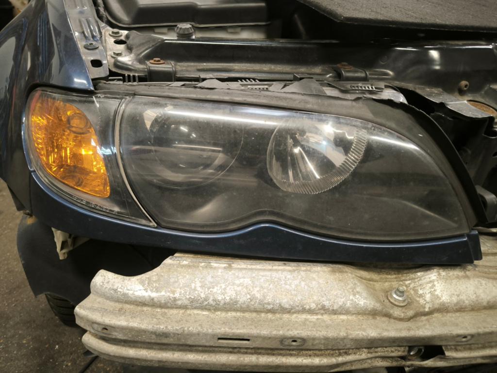 BMW E46 Facelift Bi-Xenon Koplamp Rechtsvoor, Auto-onderdelen, Gebruikt, Info@hella.com, BMW, Hella