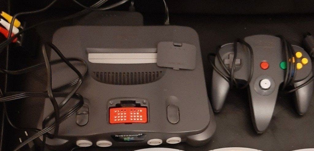 Nintendo 64 met expansiepak en met Controller, Spelcomputers en Games, Spelcomputers | Nintendo 64, Ophalen of Verzenden, Gebruikt