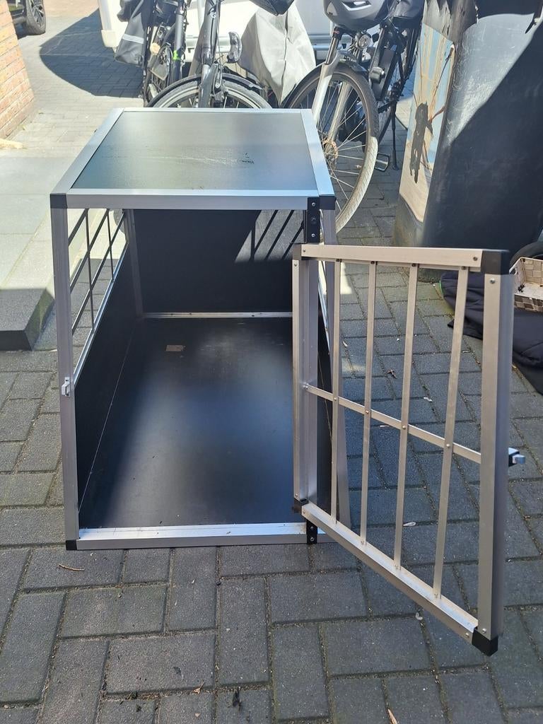 Honden Bench Auto, Dieren en Toebehoren, Hondenhokken, Ophalen of Verzenden, 75 tot 110 cm, Minder dan 65 cm