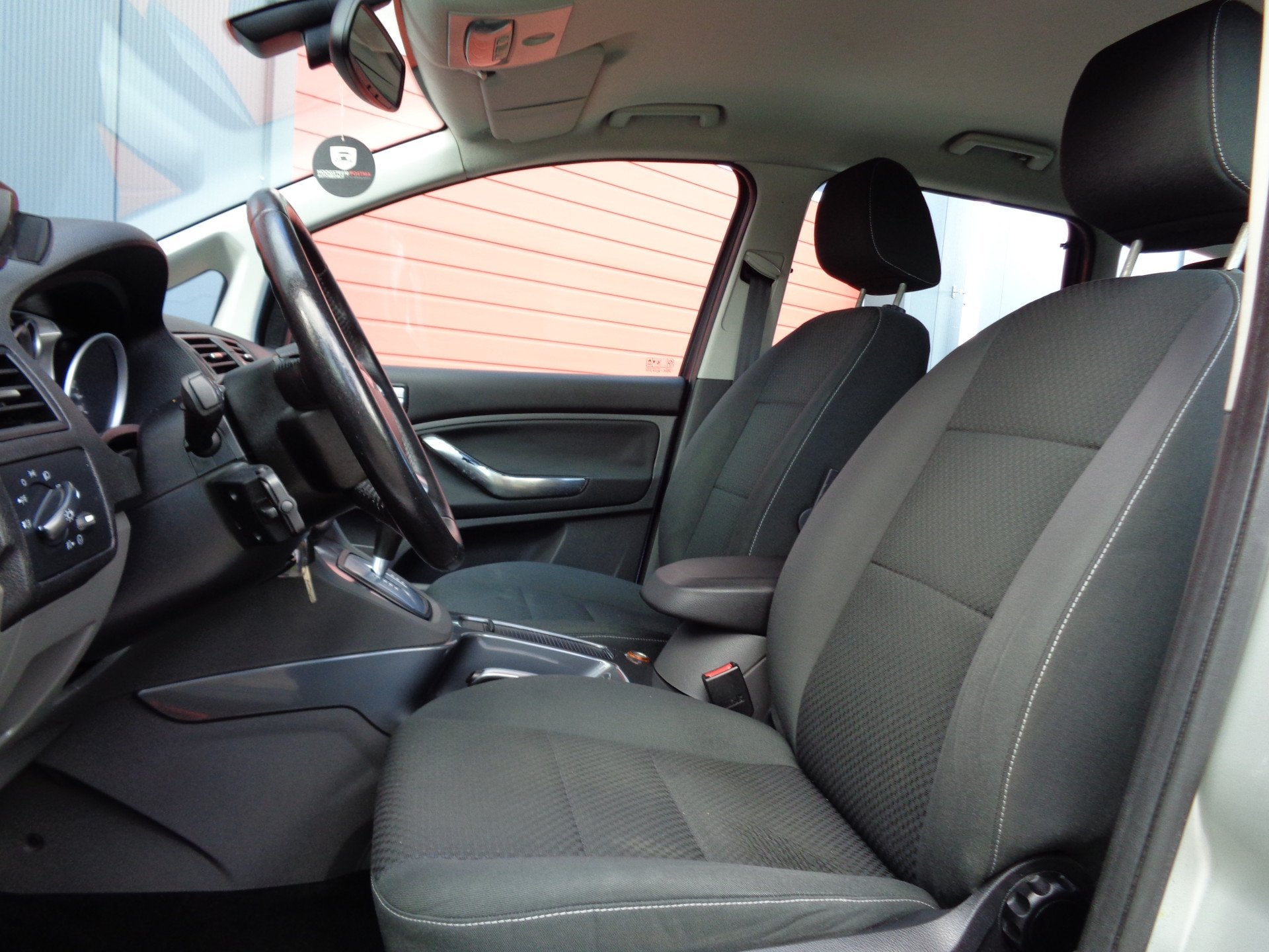 Ford C-MAX 2.0-16V Titanium 146PK Automaat Clima Cruise LMV, Gebruikt, 4 cilinders, Origineel Nederlands, Bedrijf