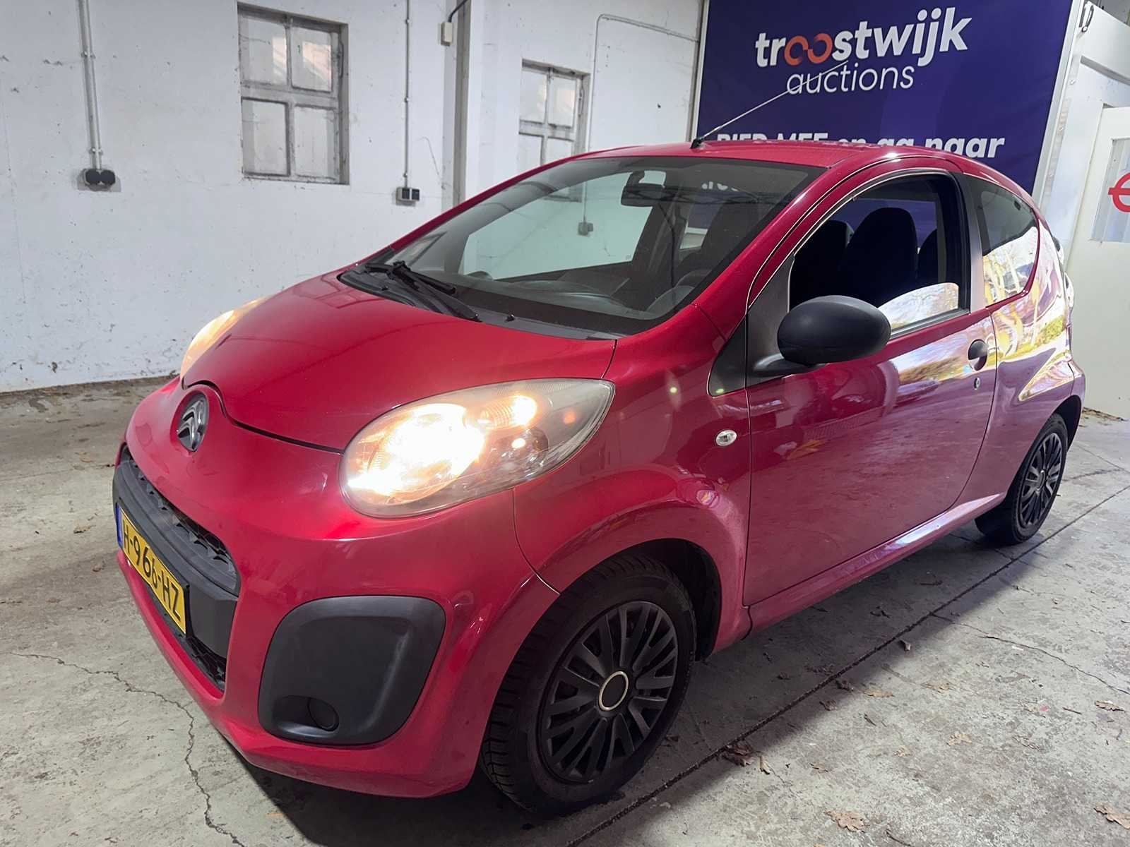 Citroen - C1 - 1.0 Attraction - H-966-HZ- 2012, Voorwielaandrijving, Euro 5, Gebruikt, 4 stoelen
