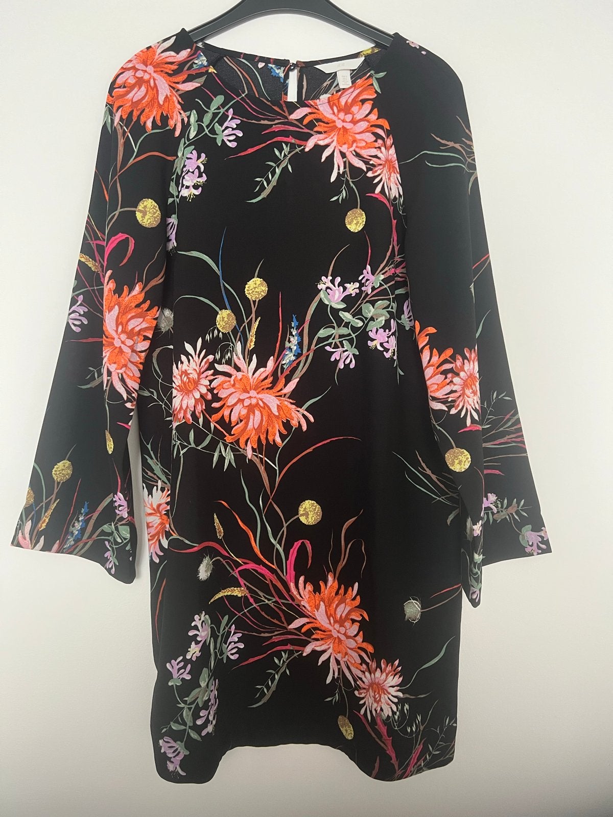 H&M jurk met bloemenprint - Maat S, Verzenden, Maat 36 (S), Zwart
