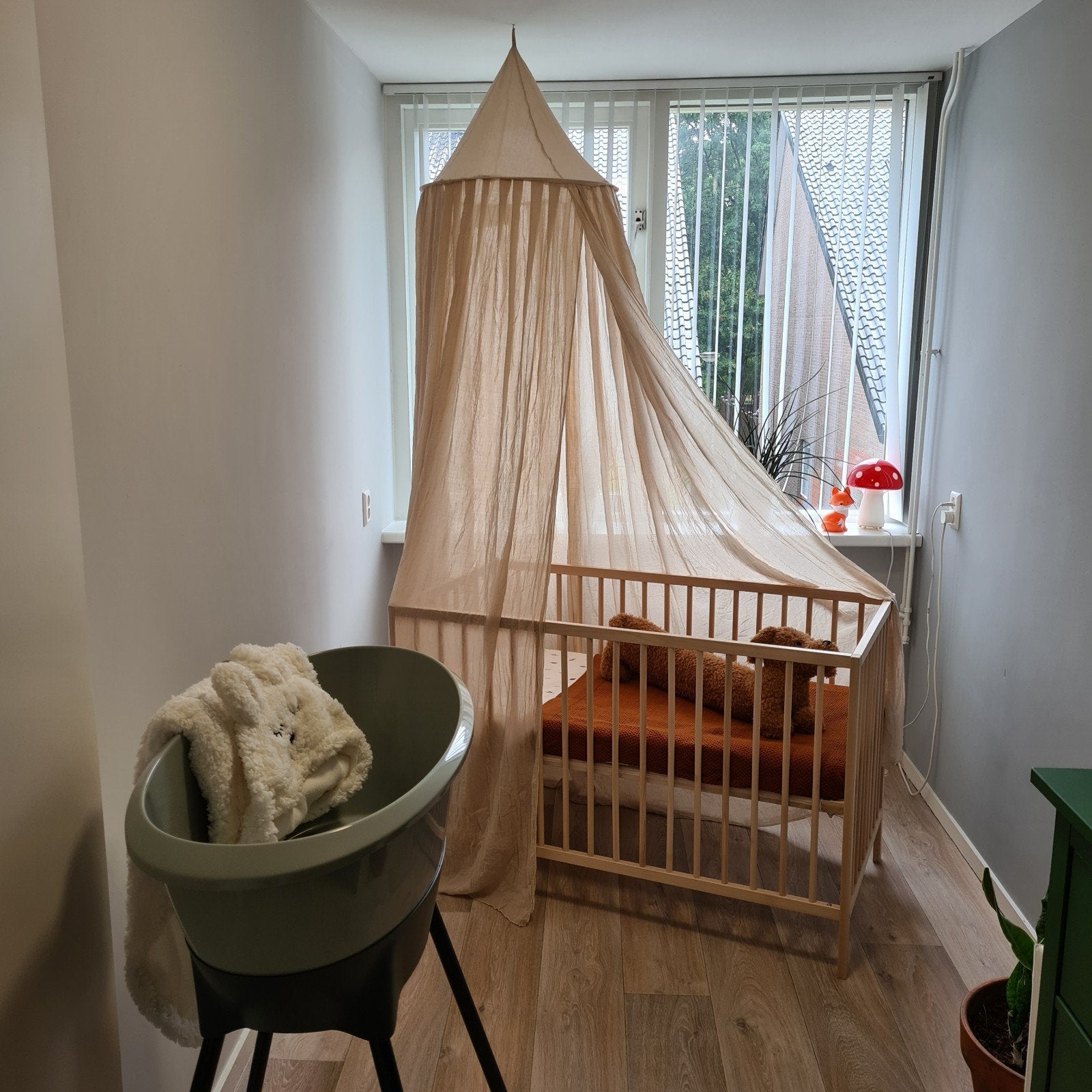 Ikea Sniglar beuken baby bedje + mastras + hoeslakens, Ophalen, Ledikant