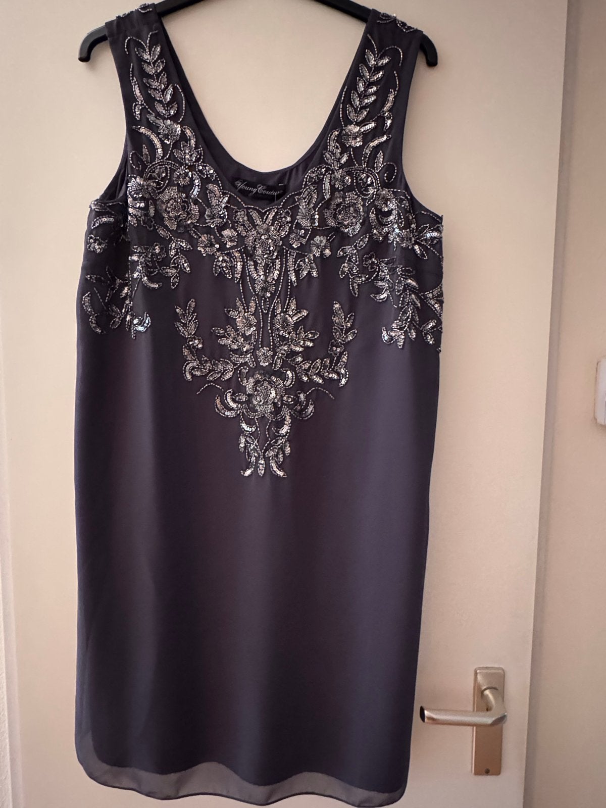 Young Couture Galajurk Maat 44 - Grijs met Glitters, Kleding | Dames, Maat 42/44 (L), Nieuw, Ophalen of Verzenden, Grijs