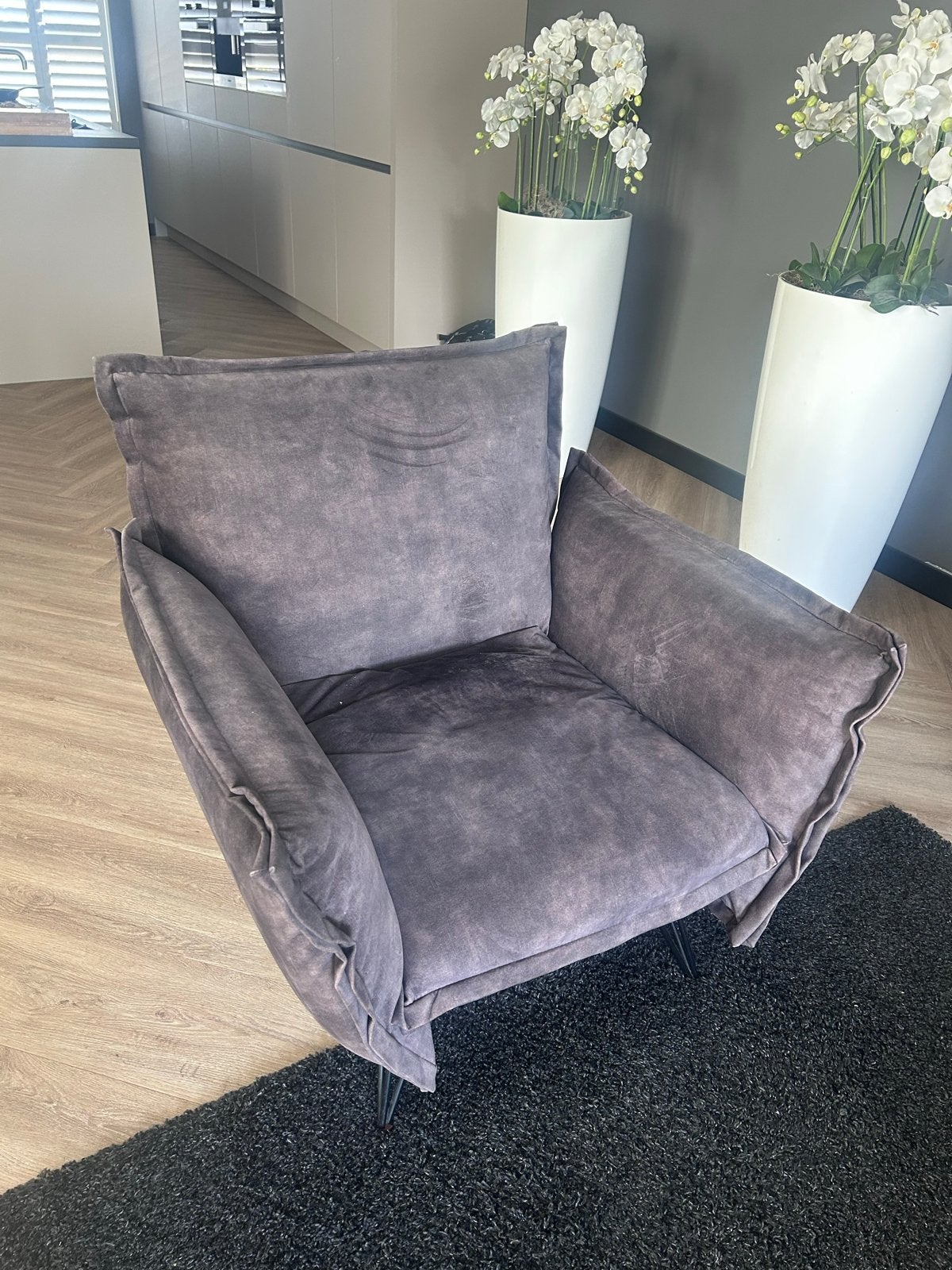 Mooie grijze velours Love Seat / Fauteuil, Huis en Inrichting, Ophalen, Gebruikt, Eén, Modern