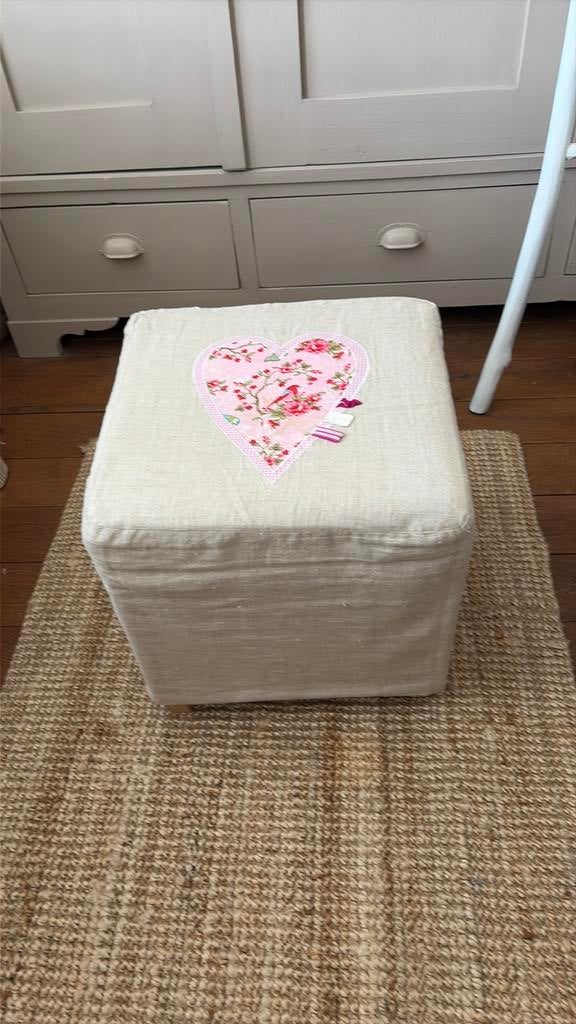 Linnen poefje landelijk poef kruk, Ophalen of Verzenden, Zo goed als nieuw, Rechthoekig, Minder dan 50 cm