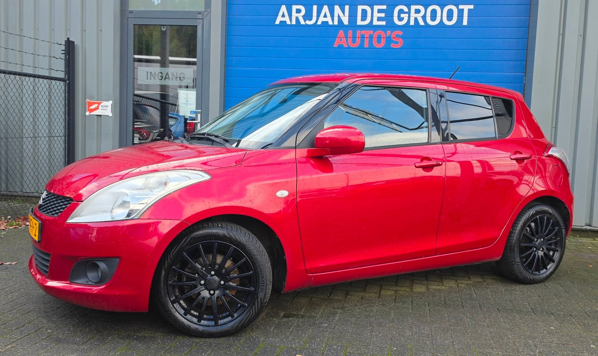 Suzuki Swift 1.2 94PK Exclusive 5Drs Keyless Cruise LM Velge, Auto's, Voorwielaandrijving, Stof, Gebruikt, 4 cilinders