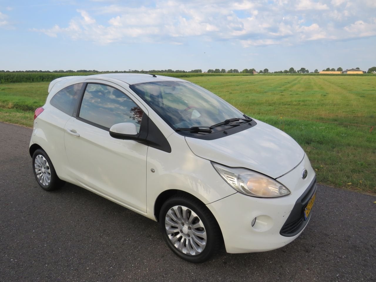 Ford Ka 1.2 Titaniun 2008-12 goed werkende airco! (bj 2008), 1242 cc, Wit, Handgeschakeld, Henry-Ford-Straße  1 ,50735, Köln, Deutschland