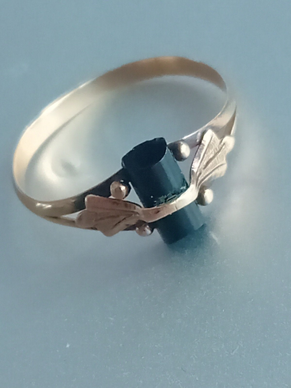 Antieke 14k Roségouden Streekdracht Ring met onyx, Sieraden, Tassen en Uiterlijk, Ophalen of Verzenden, Goud, Ring, Met edelsteen