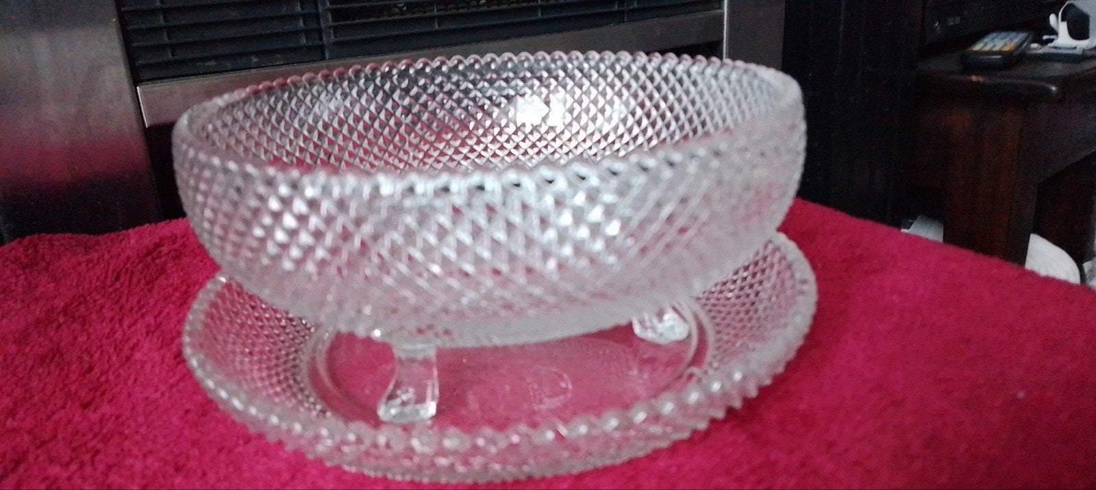 Glazen schaal met ruitpatroon en voet, diameter 21cm, Ophalen of Verzenden