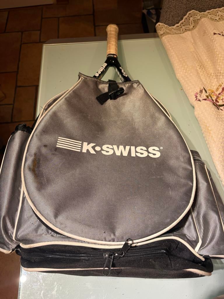 Tennis set: Prince racket, K-Swiss tas & Wilson ballen, Gebruikt, Prince, Ophalen of Verzenden, Racket