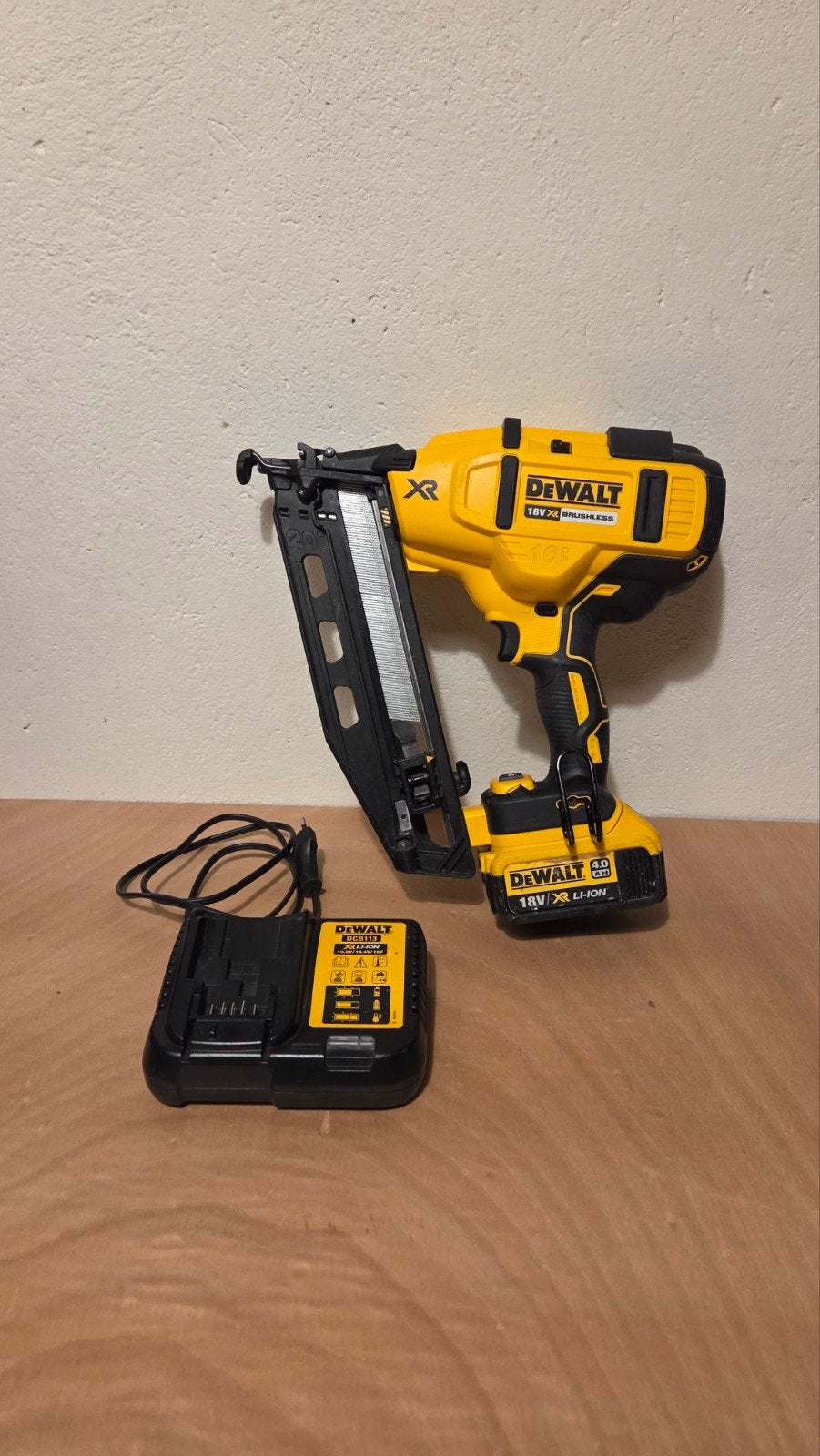 DeWalt DCN660 18V XR Brushless incl. accu, oplader en koffer