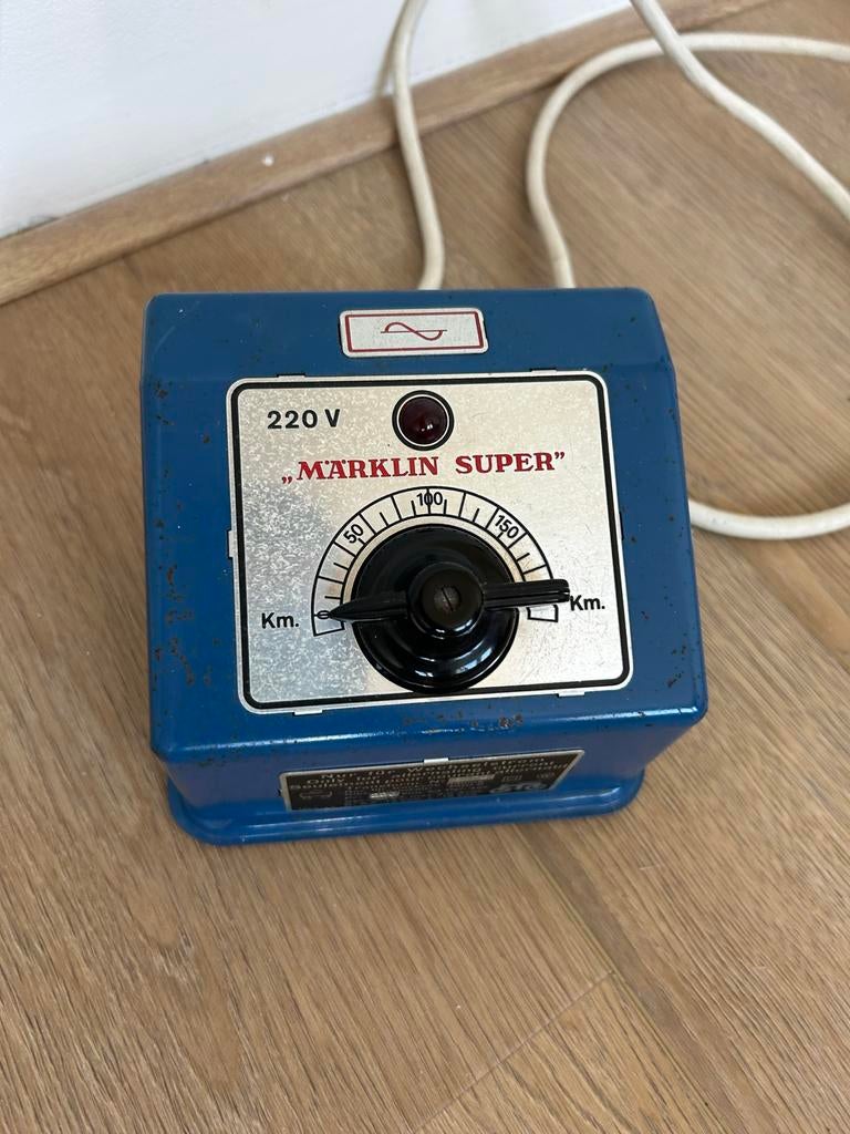 Märklin Super Transformator 220V, Hobby en Vrije tijd, Ophalen, Gebruikt, Märklin, Transformator of Voeding