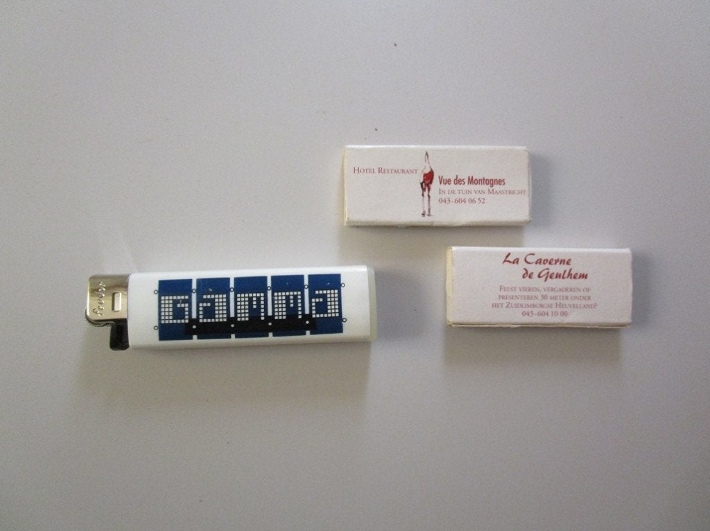 Vintage aansteker en luciferdoosjes, Verzamelen, Ophalen of Verzenden, Gebruikt, Aansteker
