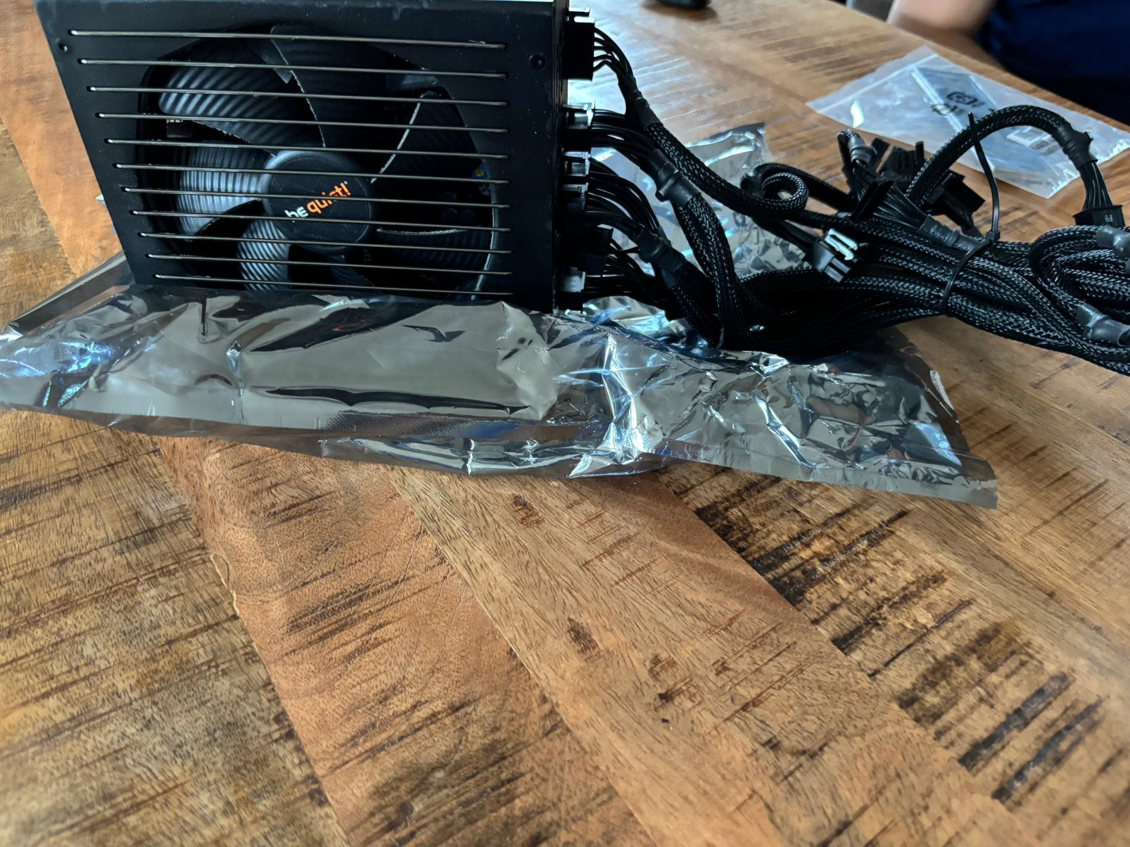 Defect: Be quiet! 750 w voeding, Ophalen of Verzenden, Gebruikt