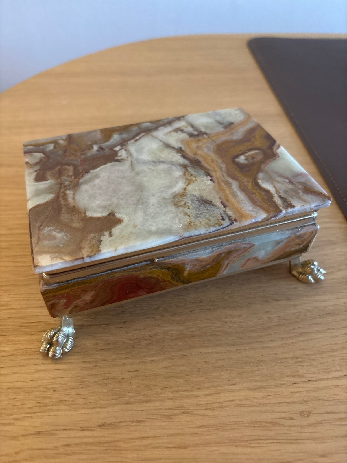 Decoratieve marmeren doos met klauwpoten, Antiek en Kunst, Ophalen