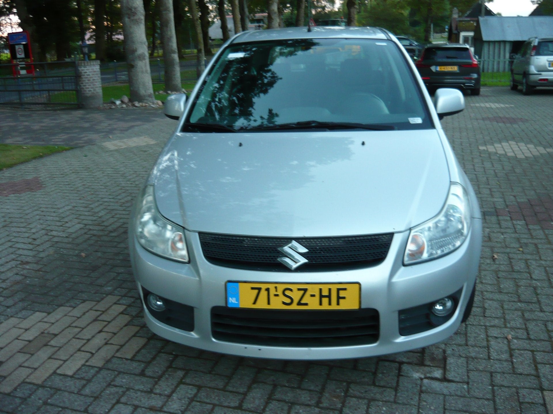 Suzuki SX4 1.6 Exclusive, Voorwielaandrijving, Gebruikt, 4 cilinders, 49 €/maand