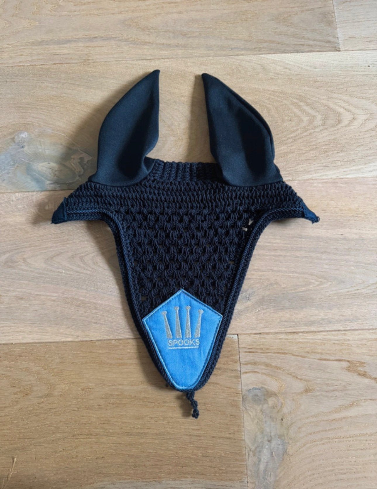 Donkerblauw lang oornetje spooks maat full, Ophalen of Verzenden, Nieuw, Blauw, Oornetje