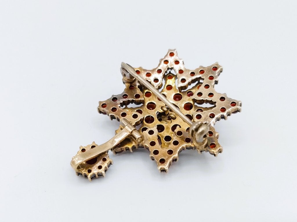Verguld zilveren broche/ hanger bezet met granaten, Gebruikt, Info@zilverwebsite.nl, Verzenden, Zilverwebsite.nl