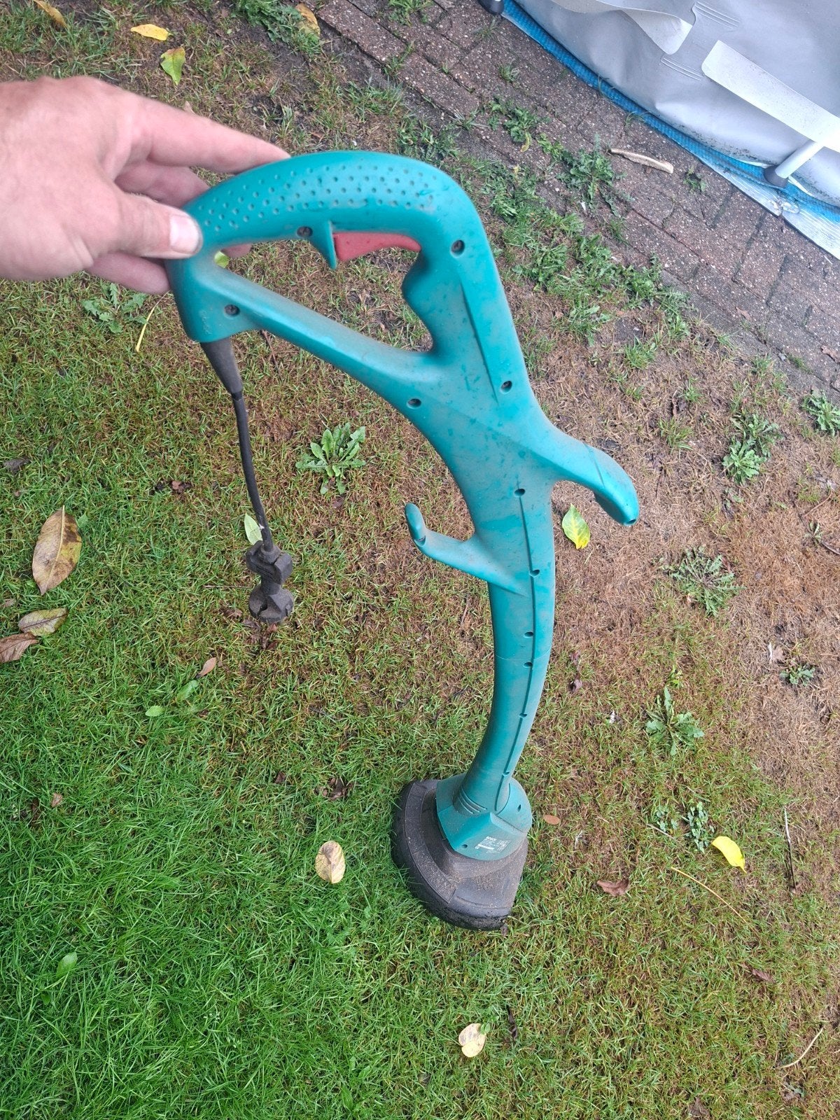 Bosch gras trimmer, Ophalen, Zo goed als nieuw, Minder dan 10 cm, Bosch