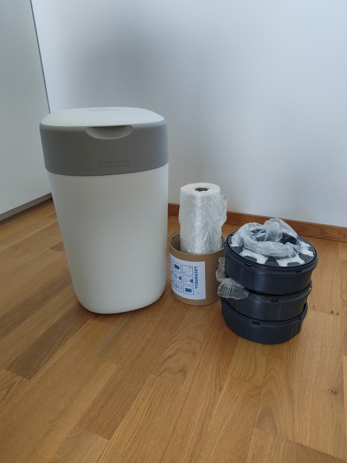 Tommee Tippee luieremmer met navulcassettes, Ophalen of Verzenden, Gebruikt