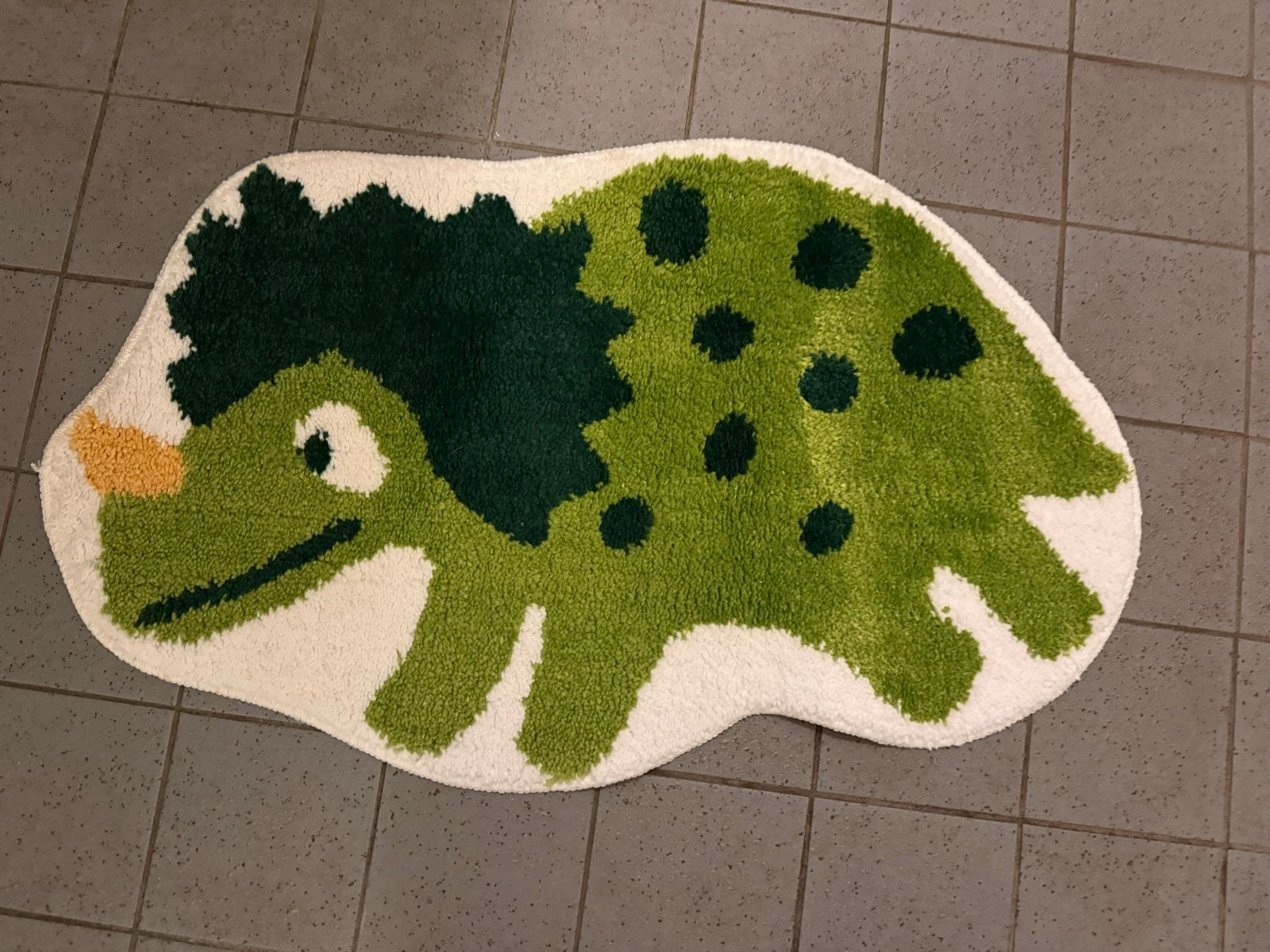 Leuk Dino Vloerkleed voor Kinderkamer - Zo goed als nieuw, Minder dan 50 cm, Zo goed als nieuw, Overige vormen, Groen