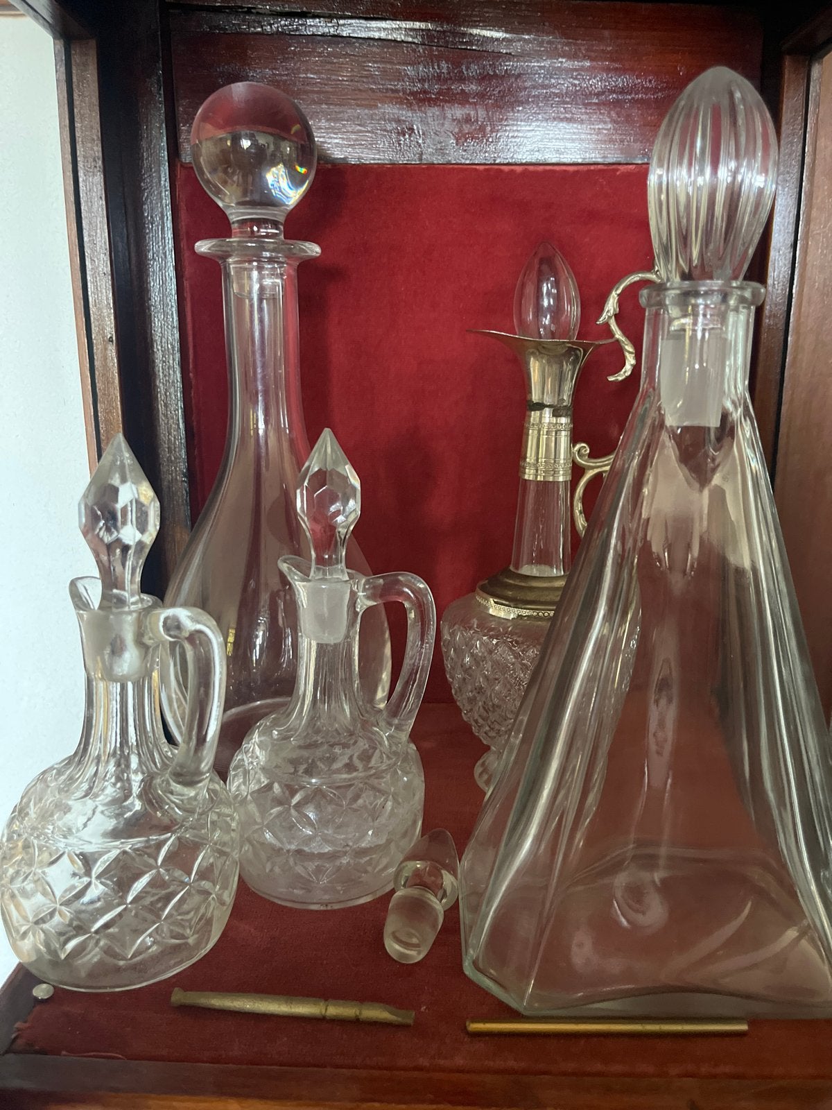 Antieke Glazen Karaffen en Flessen Collectie, Ophalen