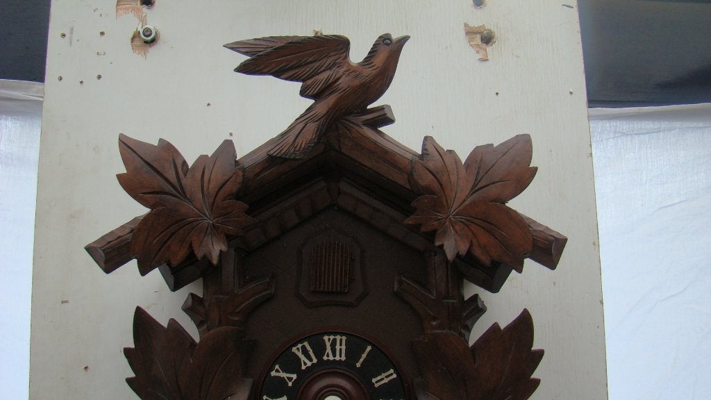 Antieke Koekoeksklok met Houten Bladmotieven ( 8 Daags, Ophalen of Verzenden
