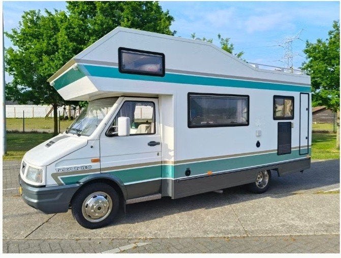 Camper Iveco Beka, Caravans en Kamperen, Campers, Overige merken, Standaard zit, Alkoof, Ringverwarming