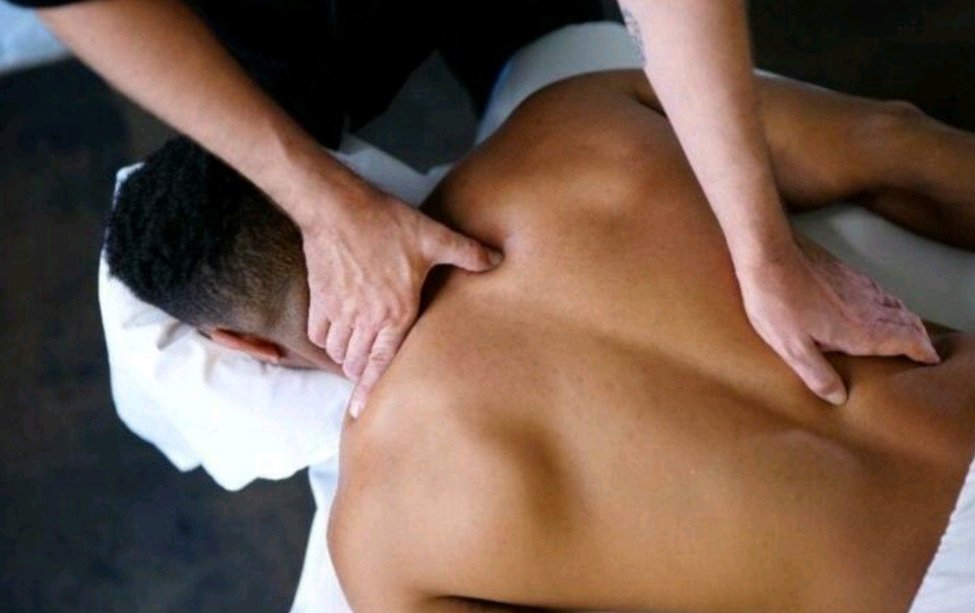 Fullbody massage op locatie, Diensten en Vakmensen