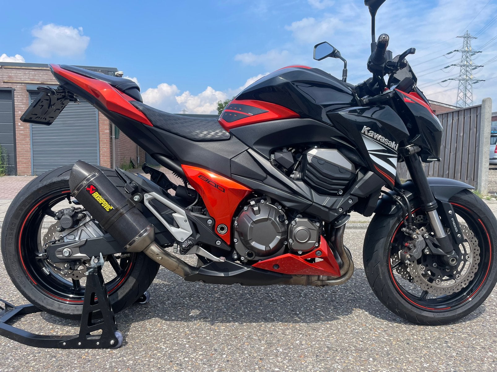 Kawasaki Z800 ABS Akrapovic  (vol vermogen!), 4 cilinders, Motorrijbewijs A, Particulier, 800 cc