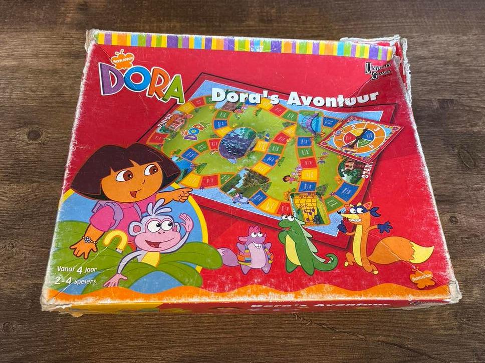 Dora's Avontuur Bordspel - Nickelodeon, Hobby en Vrije tijd, Gezelschapsspellen | Bordspellen, Drie of vier spelers, Ophalen of Verzenden