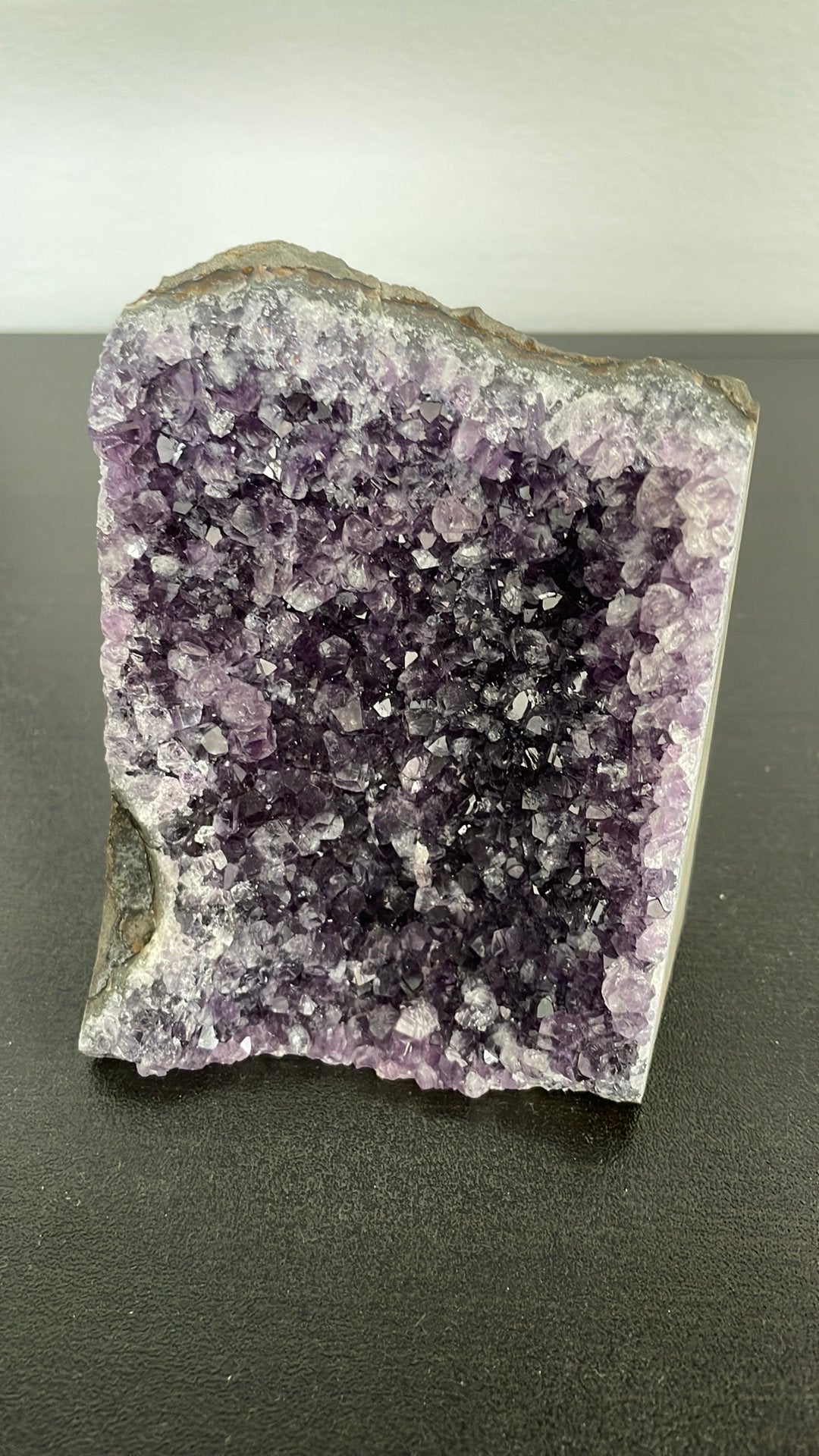 Amethist 9 cm hoog, Ophalen of Verzenden