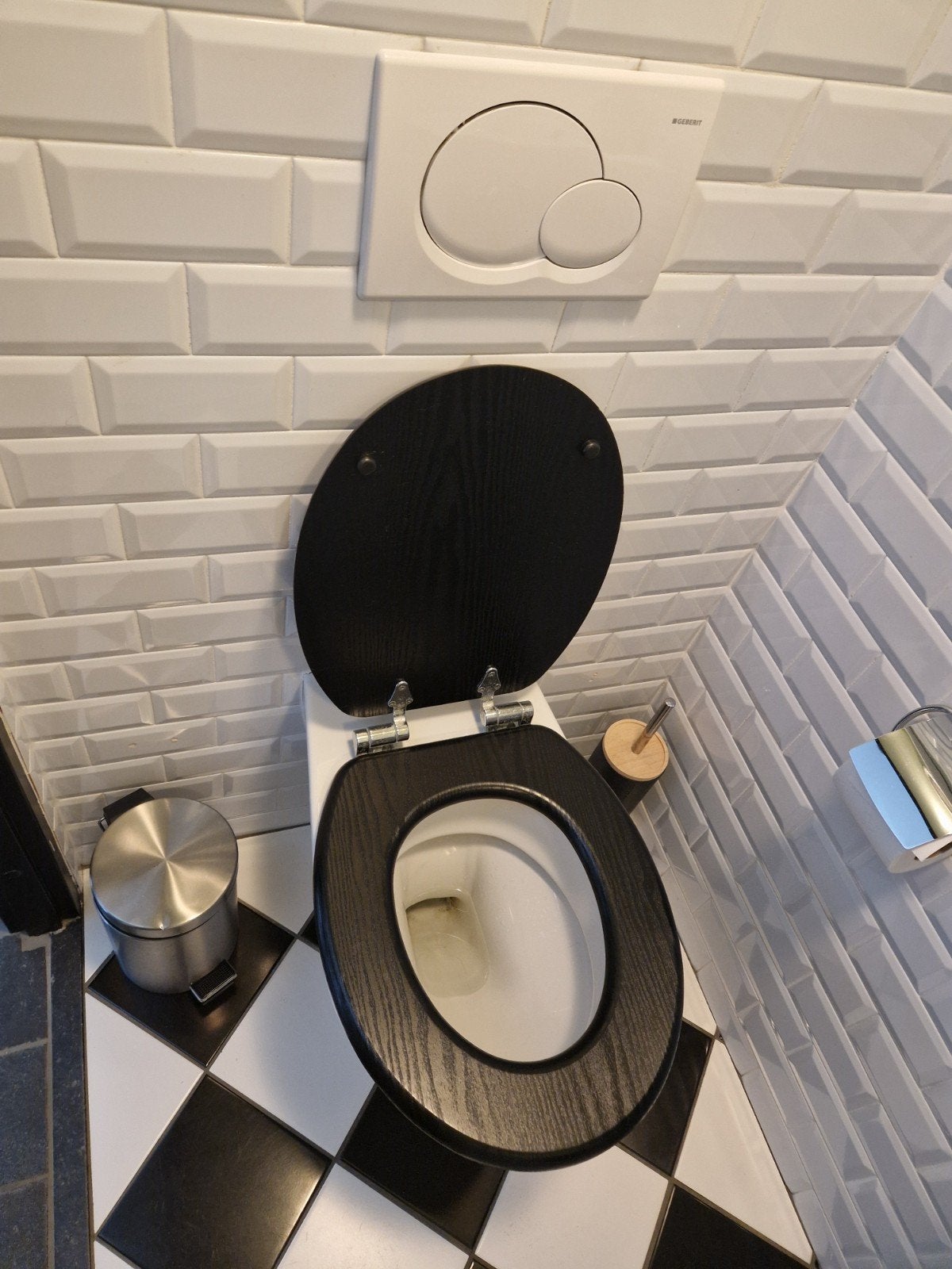 Goedwerkende hangende toiletpot, Ophalen, Gebruikt, Toilet