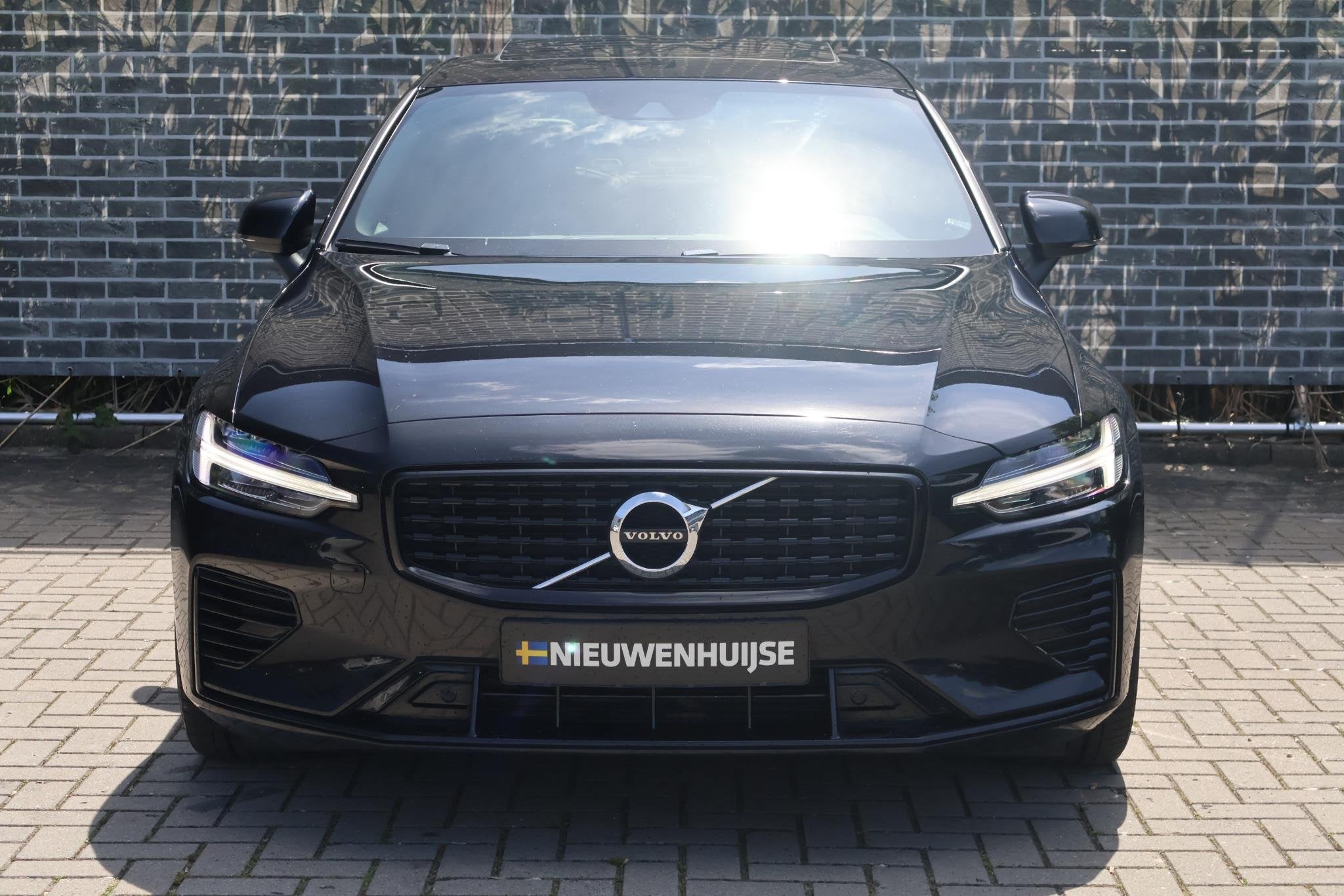 Volvo S60 2.0 Recharge T6 AWD R-Design | Plug-In Hybrid (PHE, Auto's, Volvo, 12 maanden, Euro 6, 4 cilinders, Vierwielaandrijving