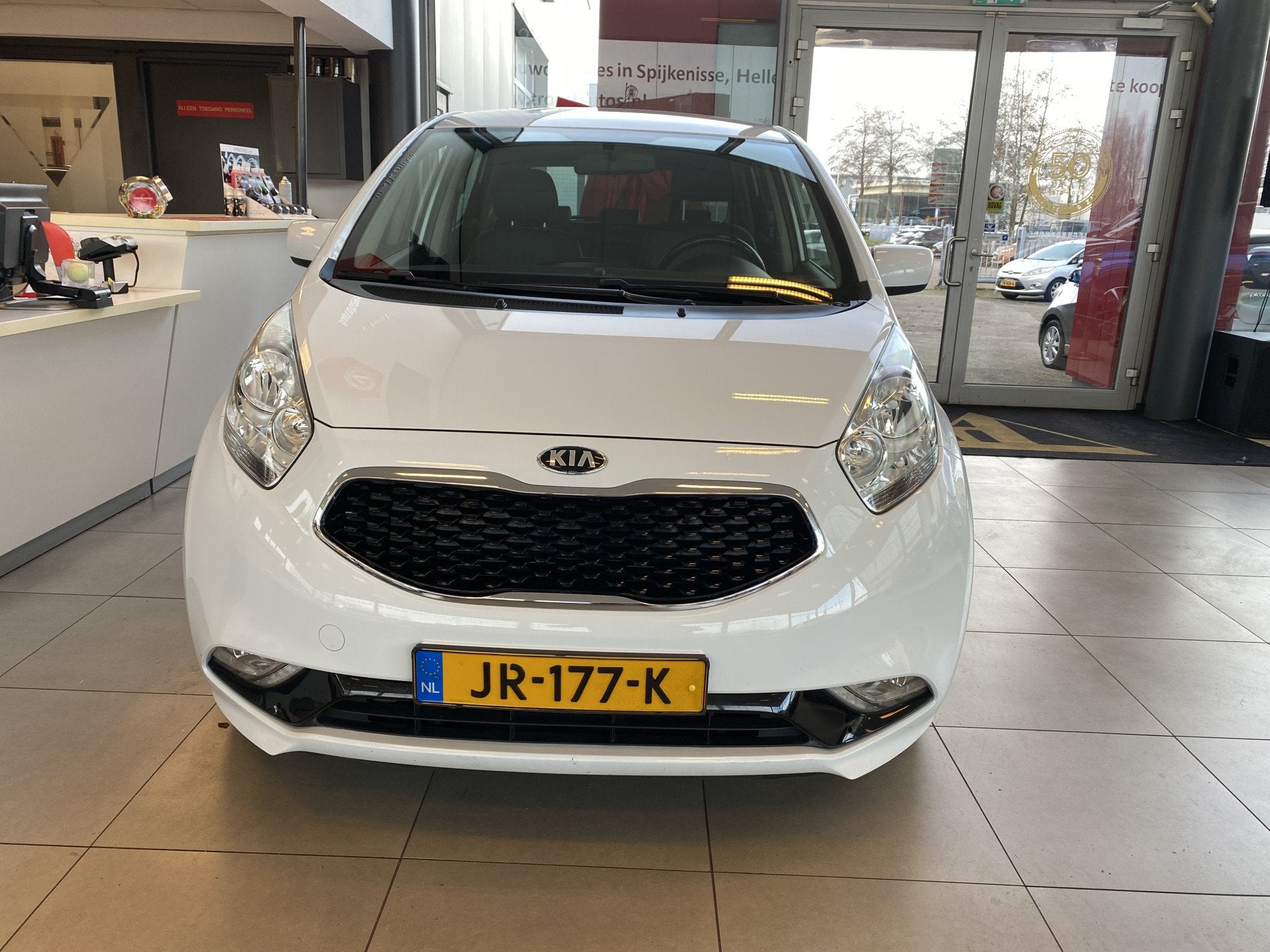 Kia Venga 1.4 CVVT DynamicPLusLine,Navigtie,Achteruitrijcame, Auto's, Voorwielaandrijving, 12 maanden, Stof, Gebruikt