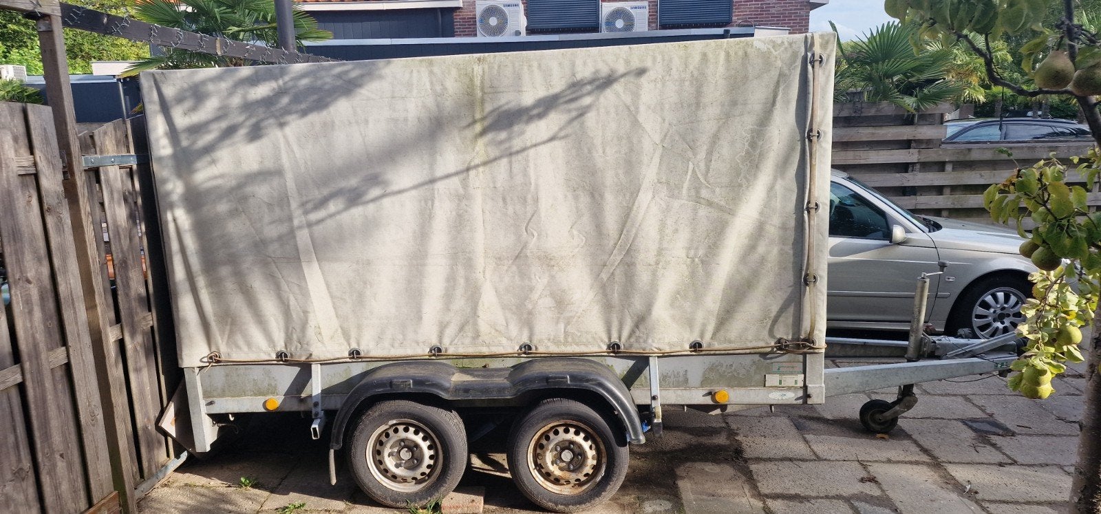 Atec Aanhangwagen met huif - Dubbelasser, Ophalen, Gebruikt