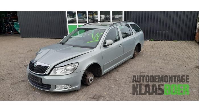 Koplamp links van een Skoda Octavia, Gebruikt, -, -, Ophalen of Verzenden