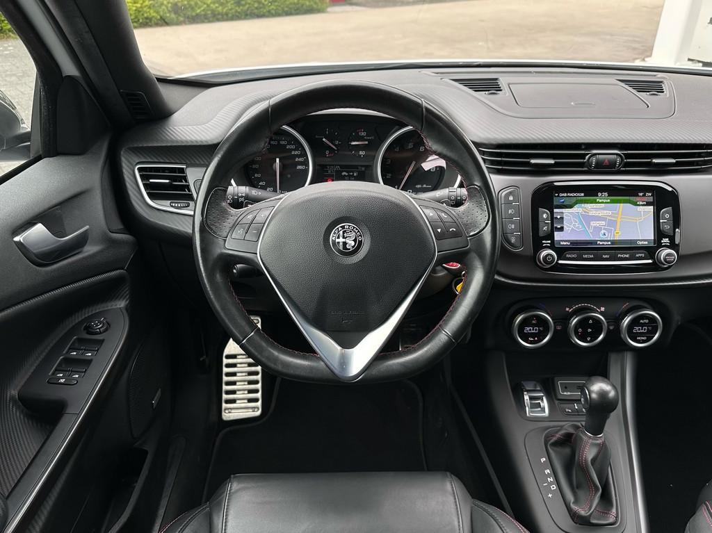 Alfa Romeo Giulietta 1.4 Turbo MultiAir Super|BOSE|Stoelverw, Auto's, Alfa Romeo, 4 cilinders, Wit, Bedrijf, Geïmporteerd