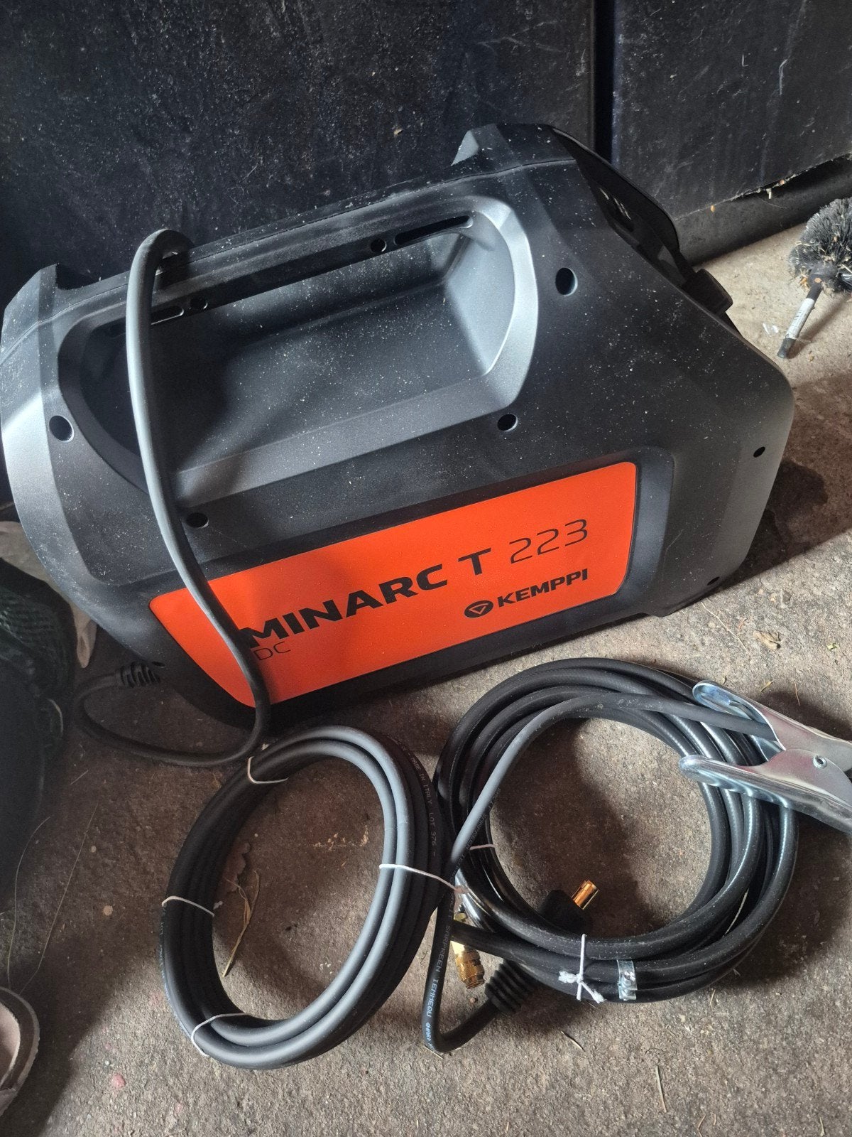 Kemppi Minarc T 223 TIG lasapparaat, Ophalen of Verzenden, Zo goed als nieuw, 150 tot 250 ampère, Tig