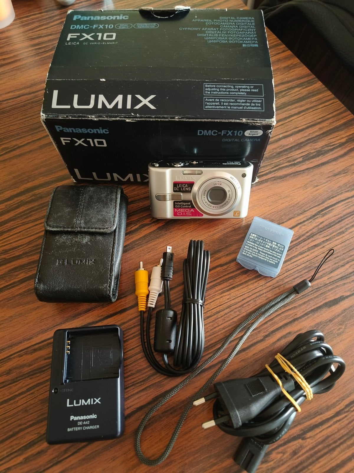 Panasonic Lumix DMC-FX10 Digitale Camera met Accessoires, Beeldstabilisatie, Gebruikt, Panasonic, Draagriem