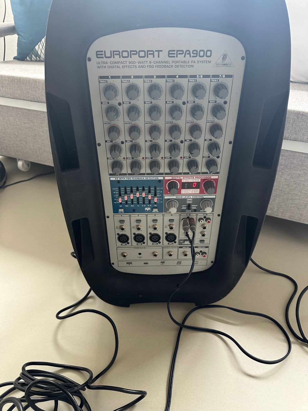 Behringer Europoort EPA900 PA Systeem - 900 Watt, Ophalen, Gebruikt, Minder dan 500 watt, P.A.
