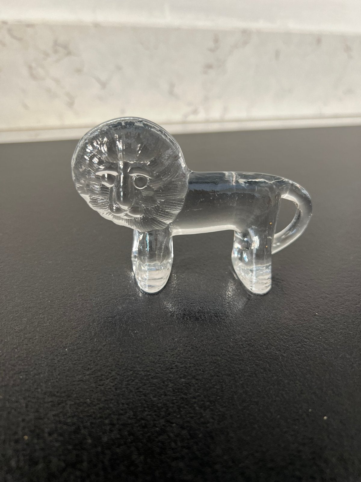 Beeldje Leeuw, Kosta Boda, Kristalglas., Antiek en Kunst, Antiek | Glas en Kristal, Ophalen of Verzenden