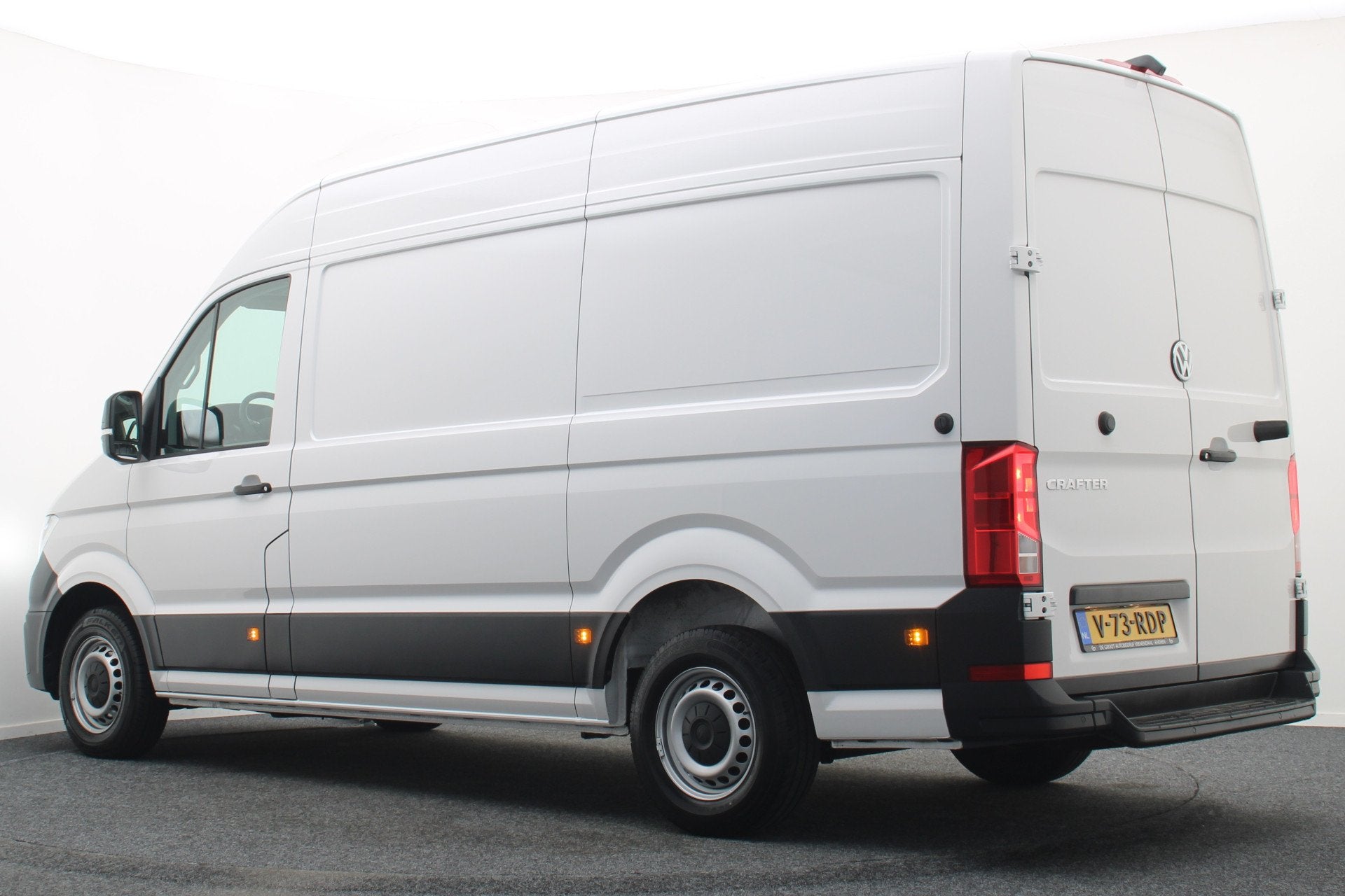 Volkswagen Crafter 35 2.0 TDI DSG L2H2 3-Zits, Camera, ACC,, Auto's, Stof, Gebruikt, Zwart, 4 cilinders